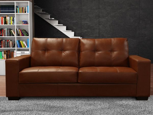 Luxo e conforto: tudo sobre sofás de couro retrátil e legítimo